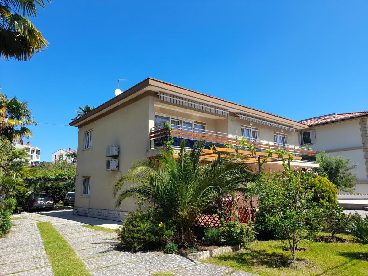 Apartments Orange 로브란 외부 사진
